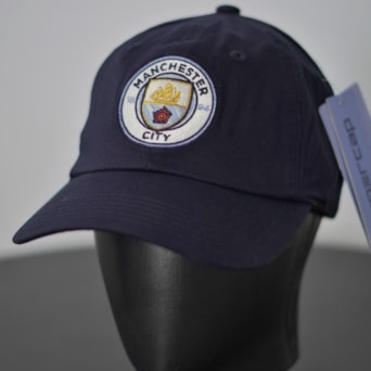 Boné Manchester City SuperCap Escudo Bordado Aba Curva - Masculino