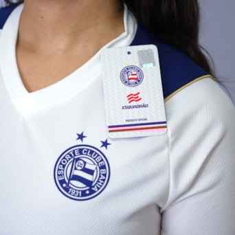 Camisa Bahia Esquadrão Casual Off White  - Feminino