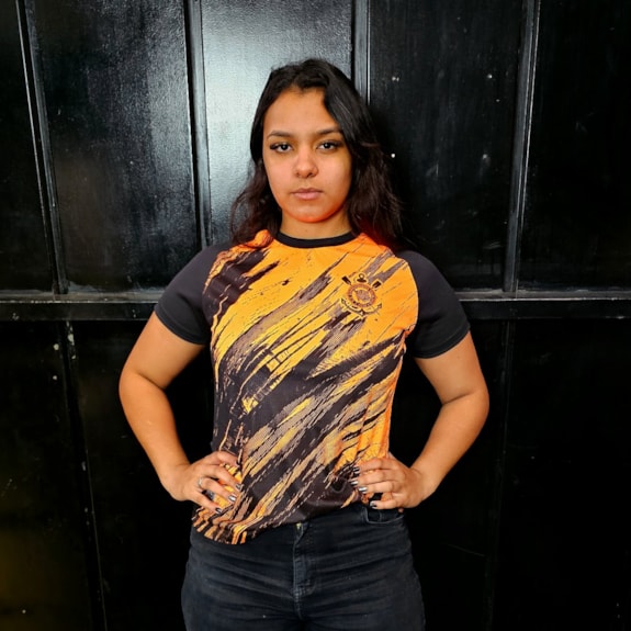 Camisa Corinthians Baby Look Rajados Laranja - Feminina